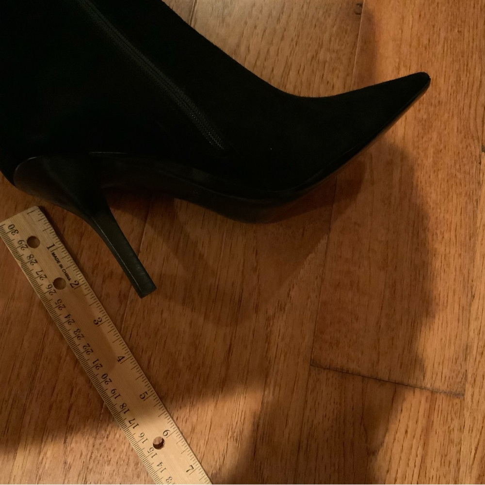 Gucci Booties - New with Box - Size 38.5 - Black Suede - Picture 11 of 15